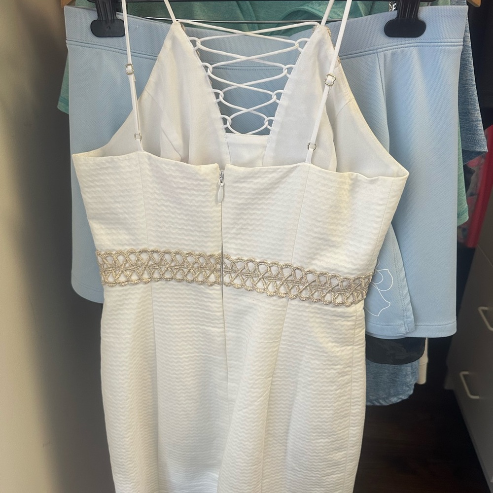This gorgeous 00 Lilly Pulitzer dress is a showstopper - Picture 2 of 5